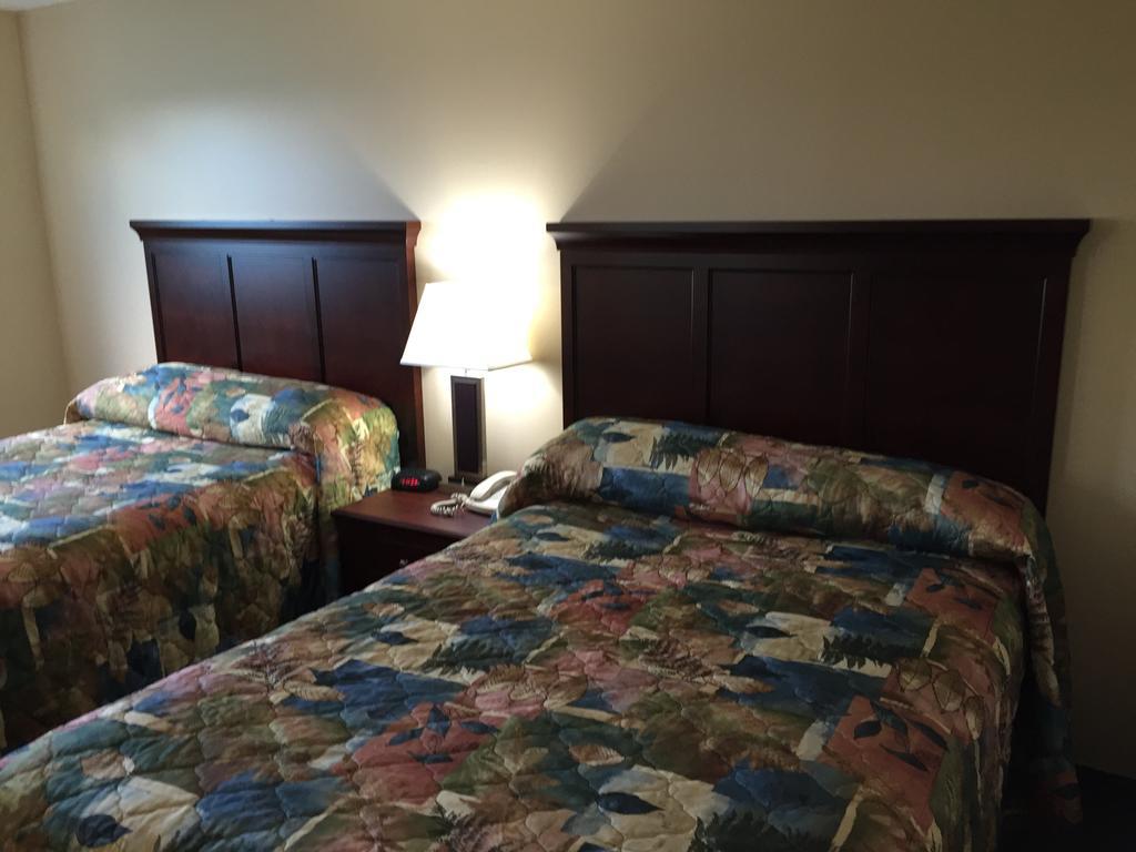 Lakeland Inn Hotel 콜드레이크 외부 사진