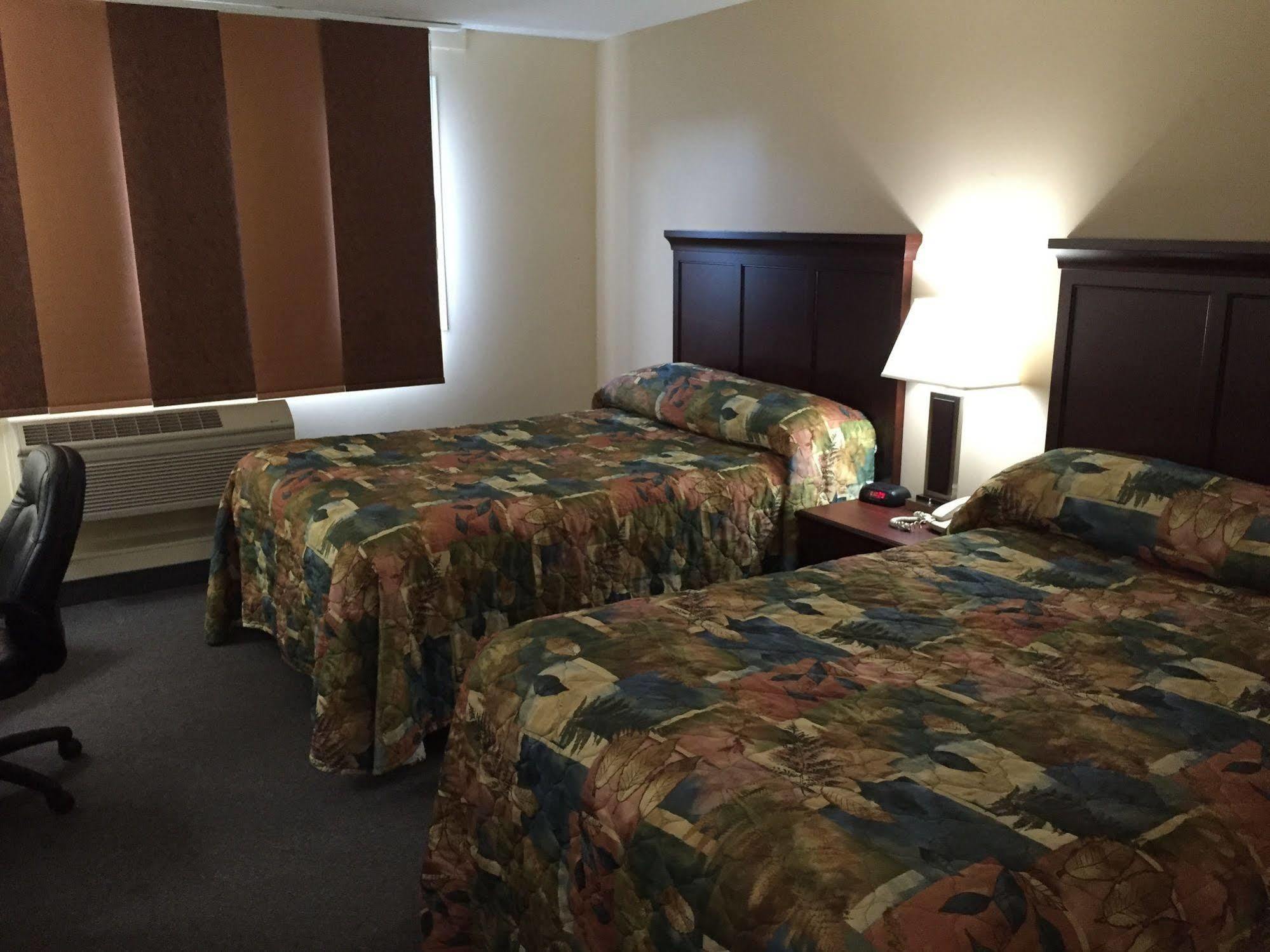 Lakeland Inn Hotel 콜드레이크 외부 사진